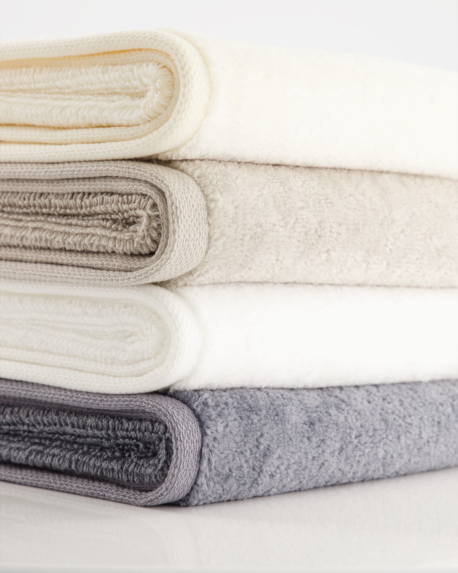Möve Bamboo Luxe - Farbe: silver grey - 823 (1-1104/5244) - Handtuch 50x100 cm