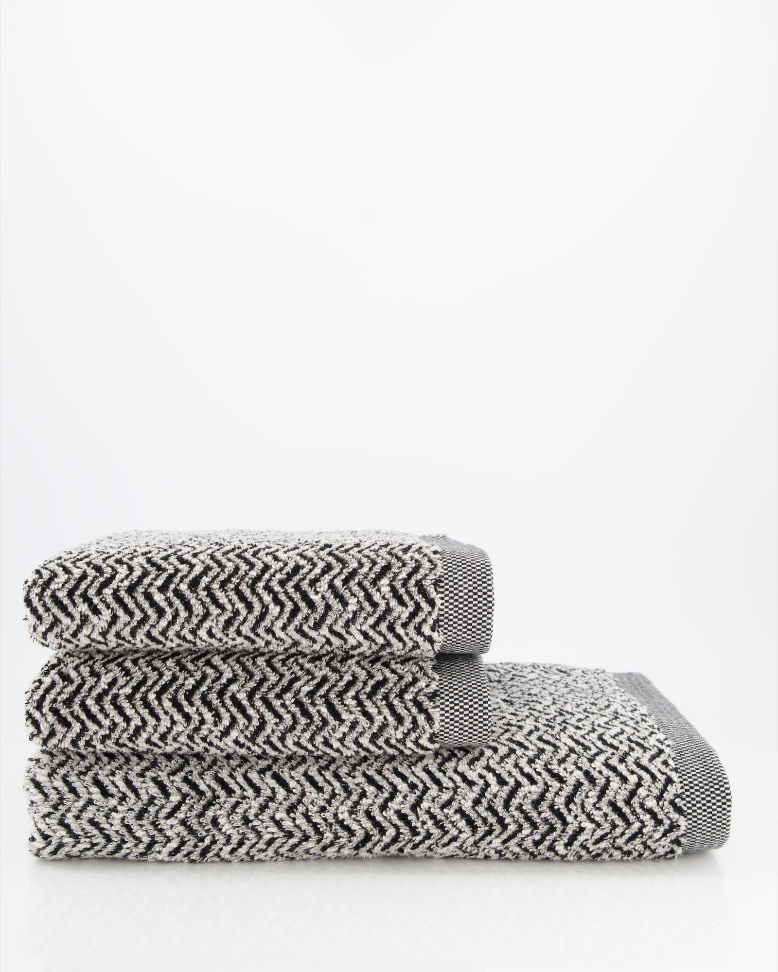 Möve - Brooklyn Fischgrat - Farbe:  nature/black - 081 (1-0567/8970) - Handtuch 50x100 cm
