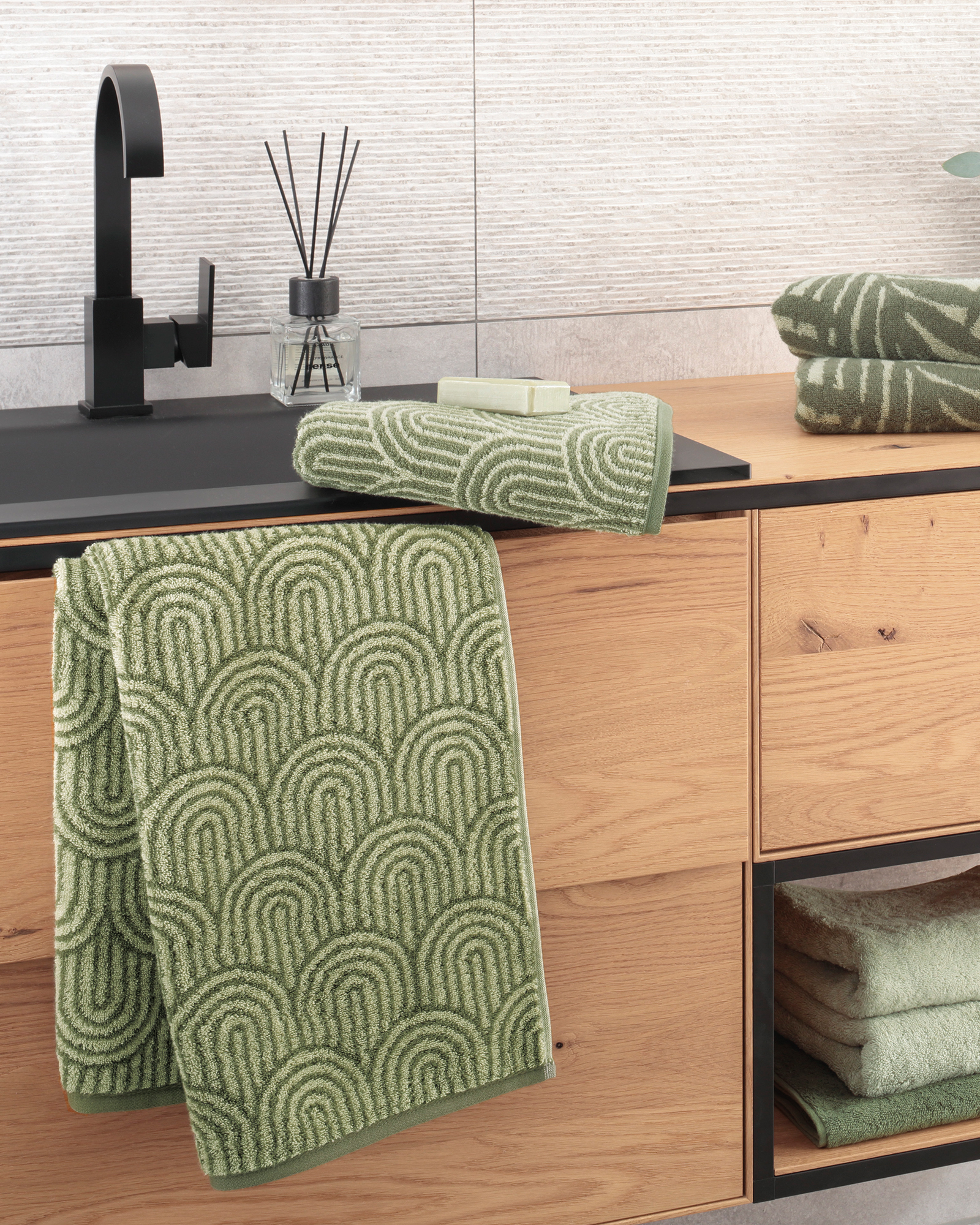 Cawö Handtücher Maison Blätter 6267 field - 44 - Duschtuch 70x140 cm