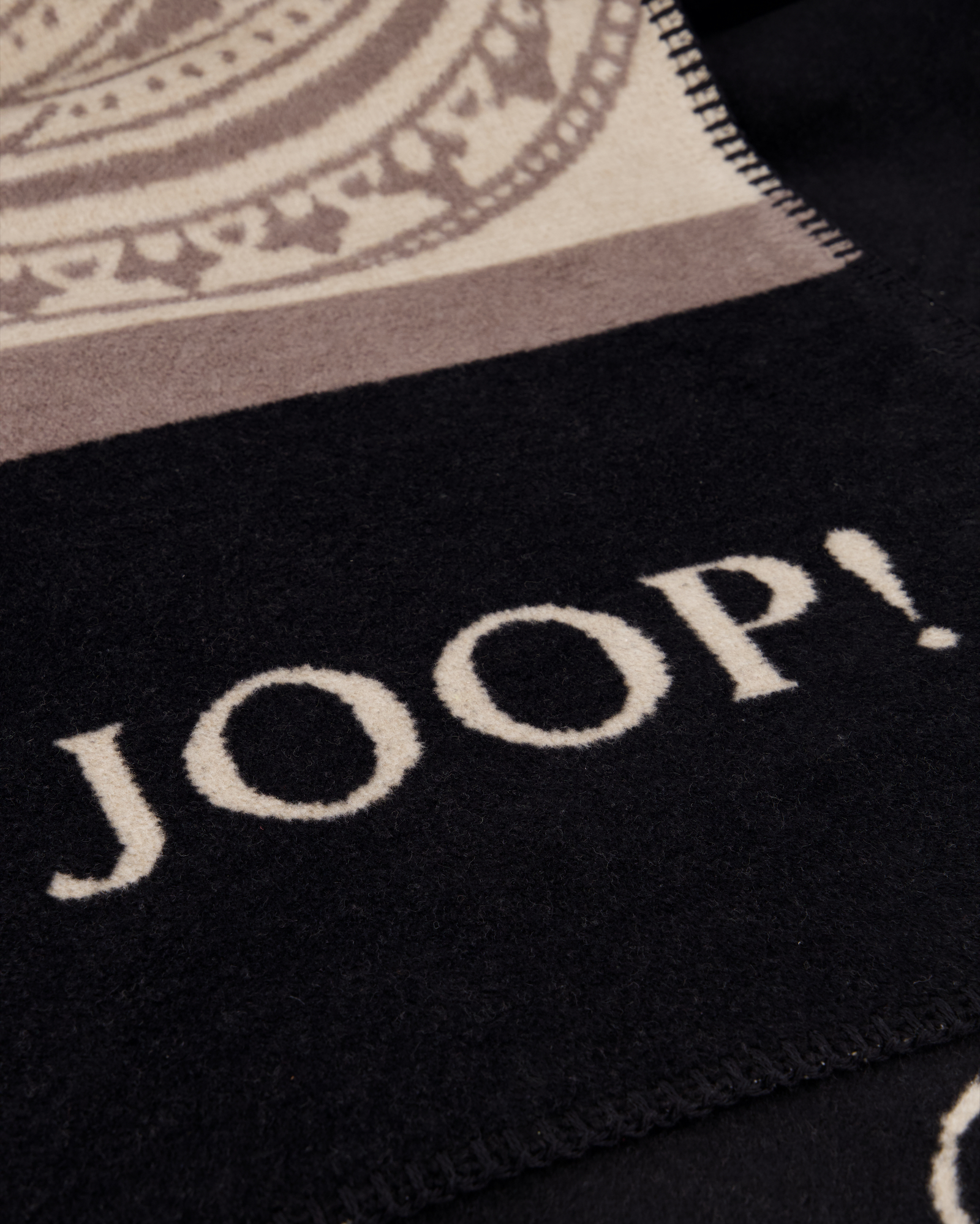 JOOP! Wohndecken Paisley Stripes Schwarz - 150x200 cm