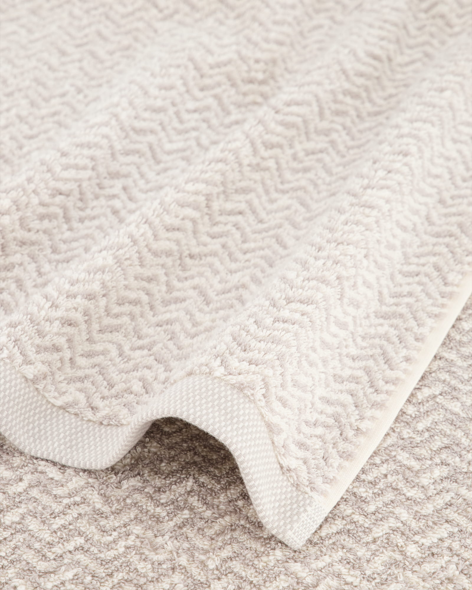Möve - Brooklyn Fischgrat - Farbe:  nature/cashmere - 071 (1-0567/8970) - Handtuch 50x100 cm