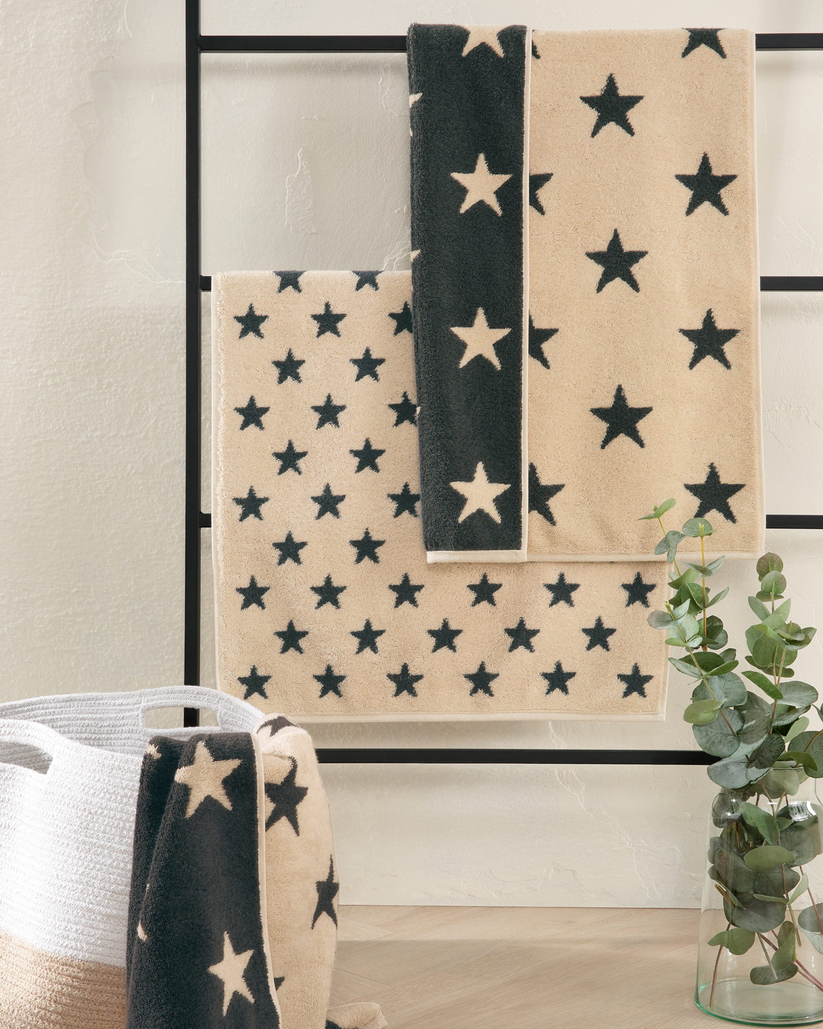 Cawö Handtücher NEW STARS Sterne groß 6260 beige/basalt - 37 - Duschtuch 70x140 cm
