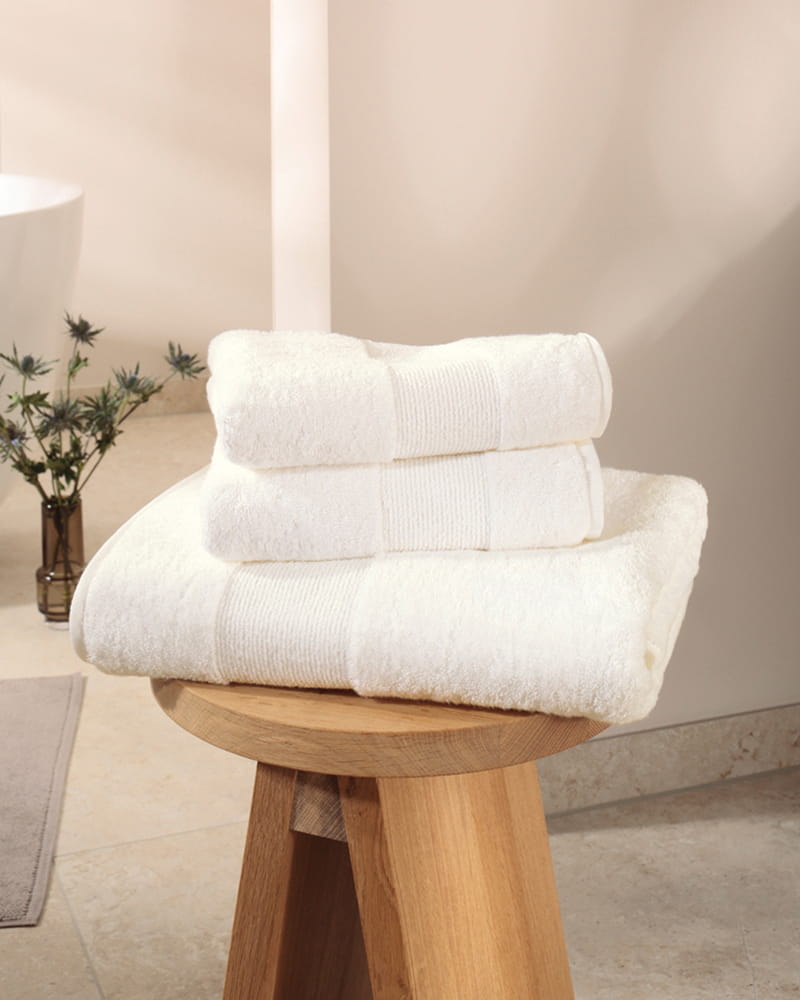 Cawö Handtücher THE LUXURY 5000 weiß - 600 - Gästetuch 30x50 cm