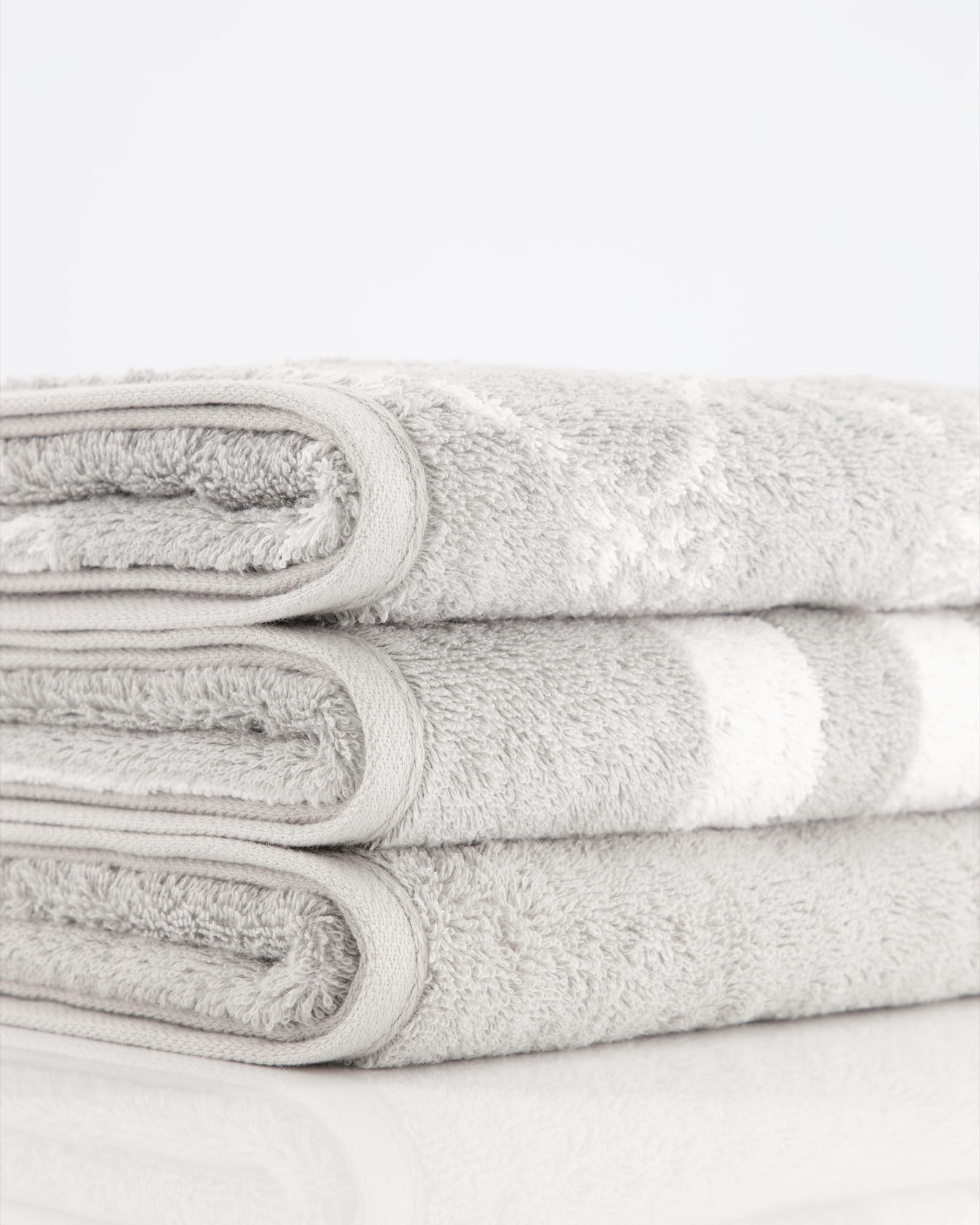 JOOP! Classic - Doubleface 1600 - Farbe: Silber - 76 - Saunatuch 80x200 cm