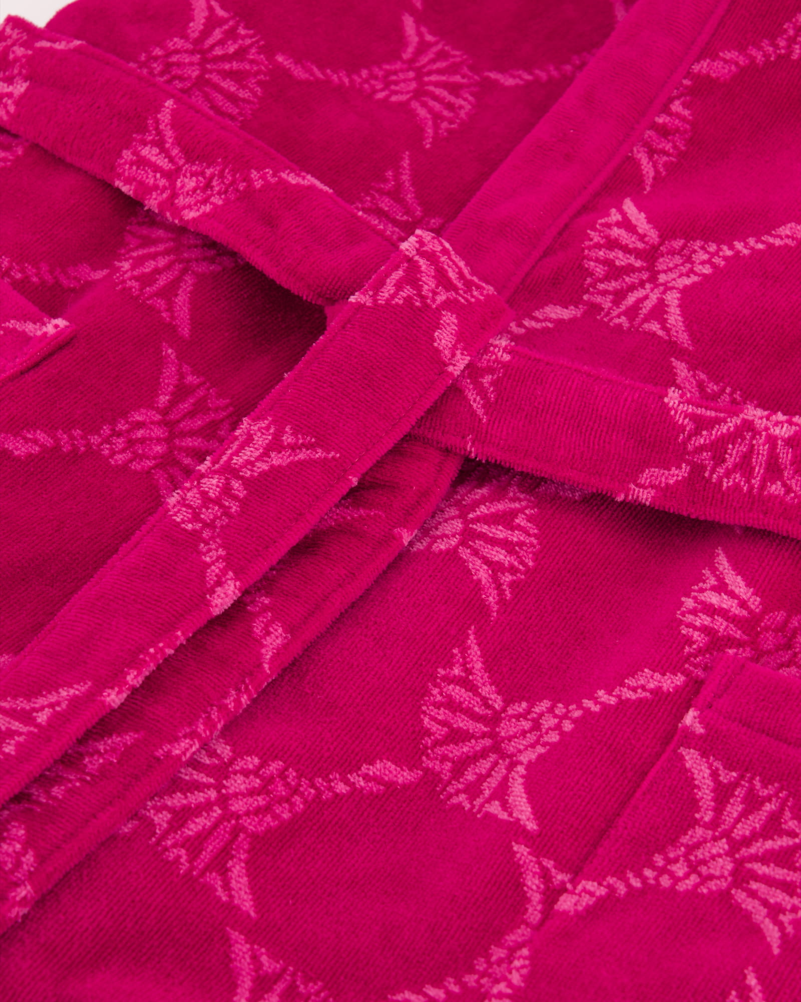 JOOP! Damen Bademantel Cornflower - Kapuze 1646 - Farbe: Cassis - 22