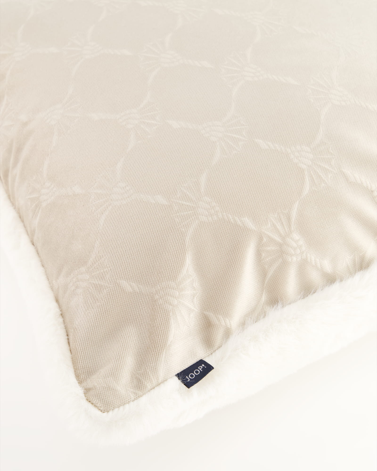 JOOP! Kissenhülle Smooth - Größe: 45x45 cm - Farbe: Weiß - 001