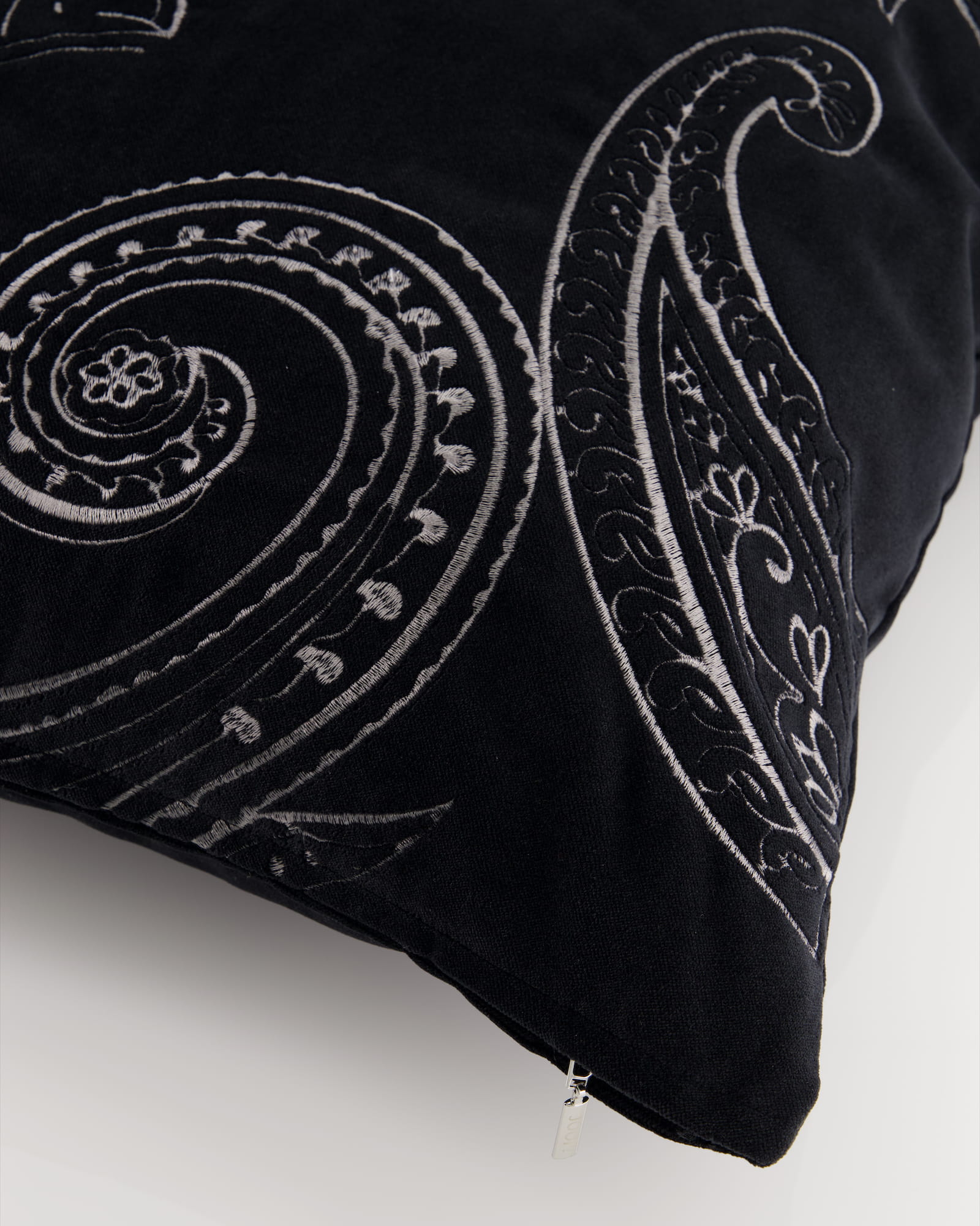 JOOP! Kissenhüllen Paisley Schwarz - 002