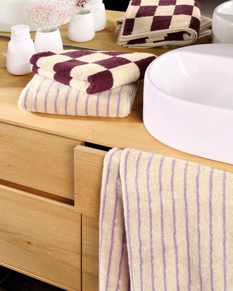 Cawö Handtücher Weekend Karo 6297 natur/burgund - 30 - Duschtuch 70x140 cm