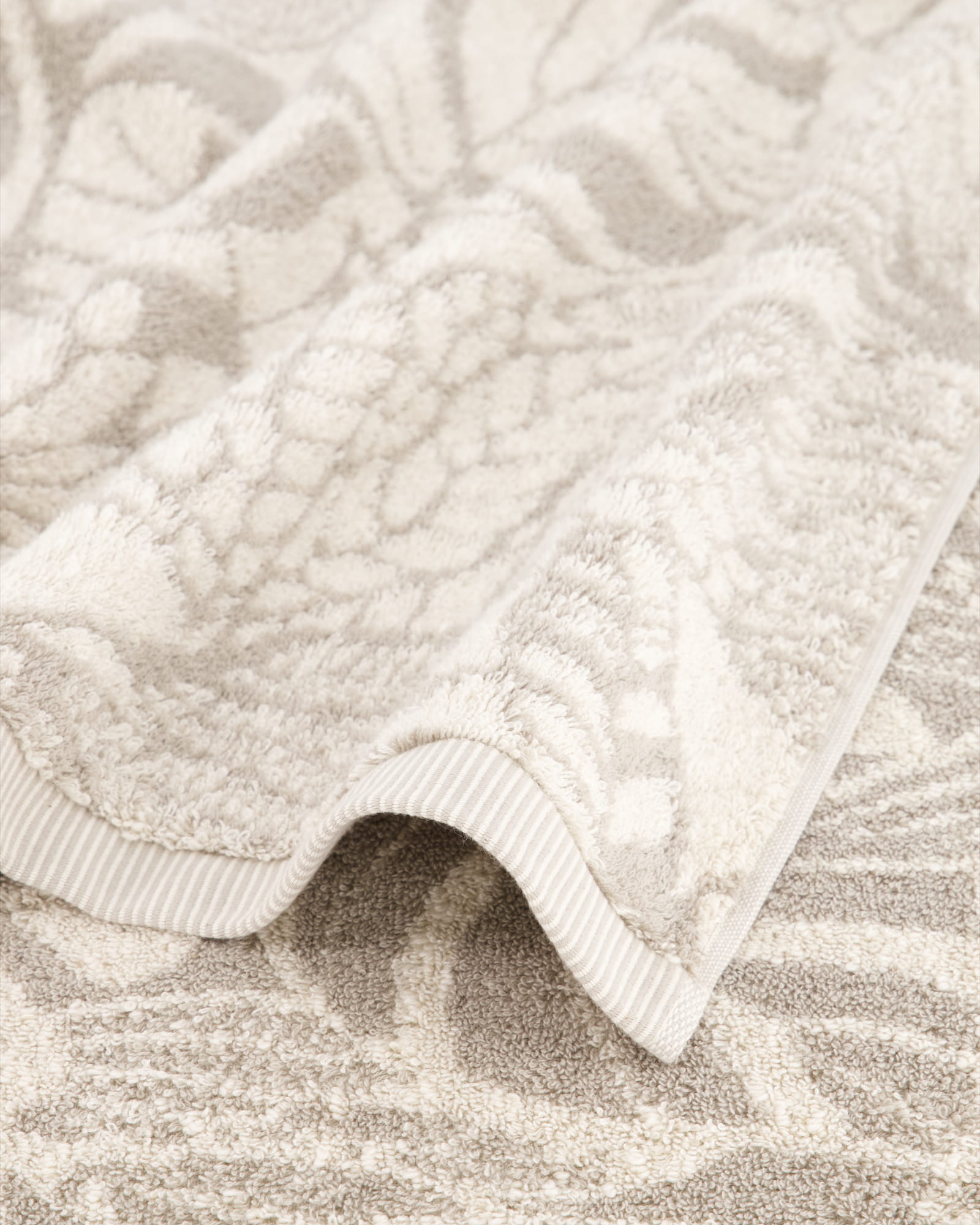 Möve Handtücher Brooklyn Botanic nature/cashmere - 071