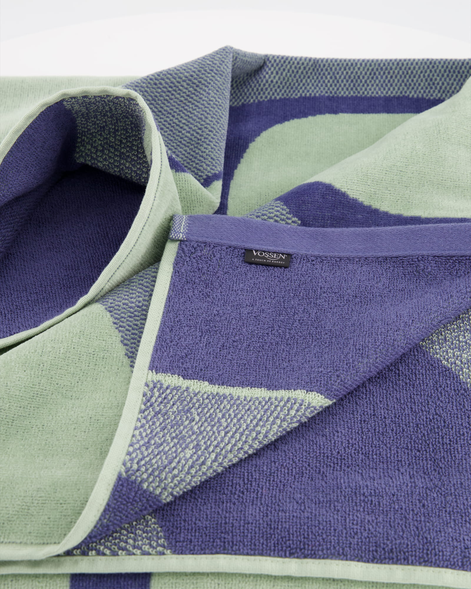 Vossen Strandtücher Shadow Play soft green - 0002 - Strandtuch 100x180 cm