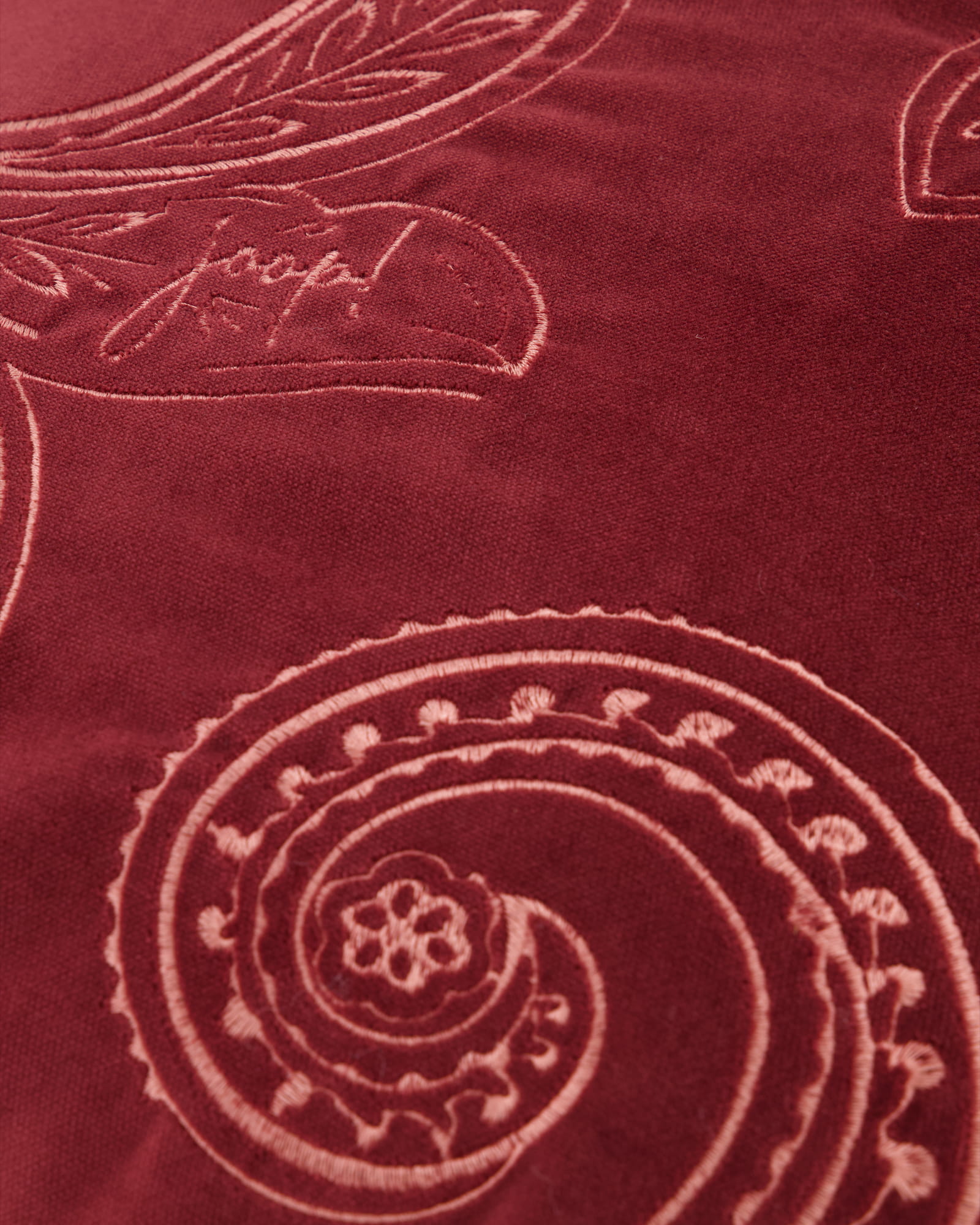 JOOP! Kissenhüllen Paisley Rouge - 065