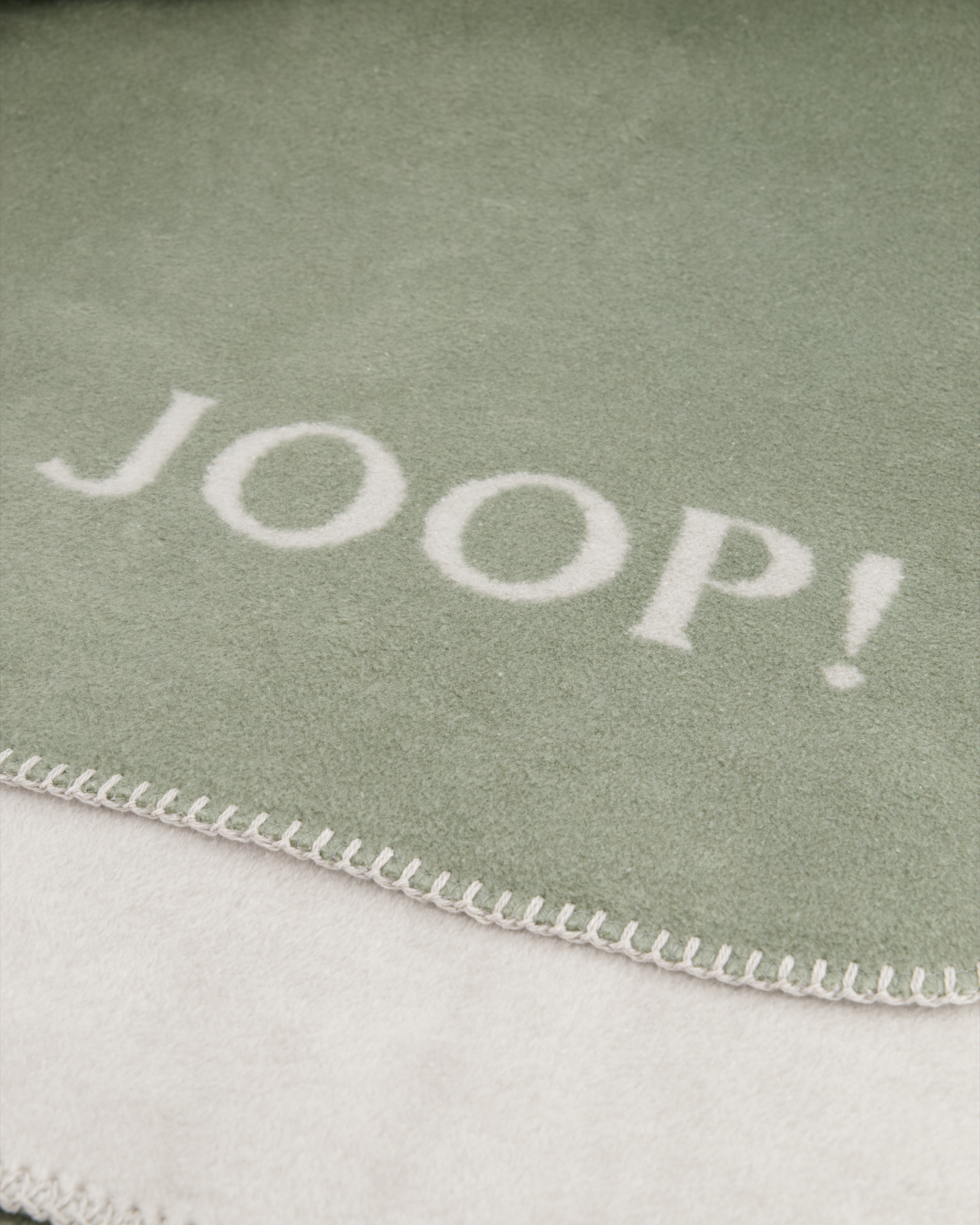 JOOP! Wohndecke Uni-Doubleface - Größe: 150x200 cm - Farbe: Jade-Silber