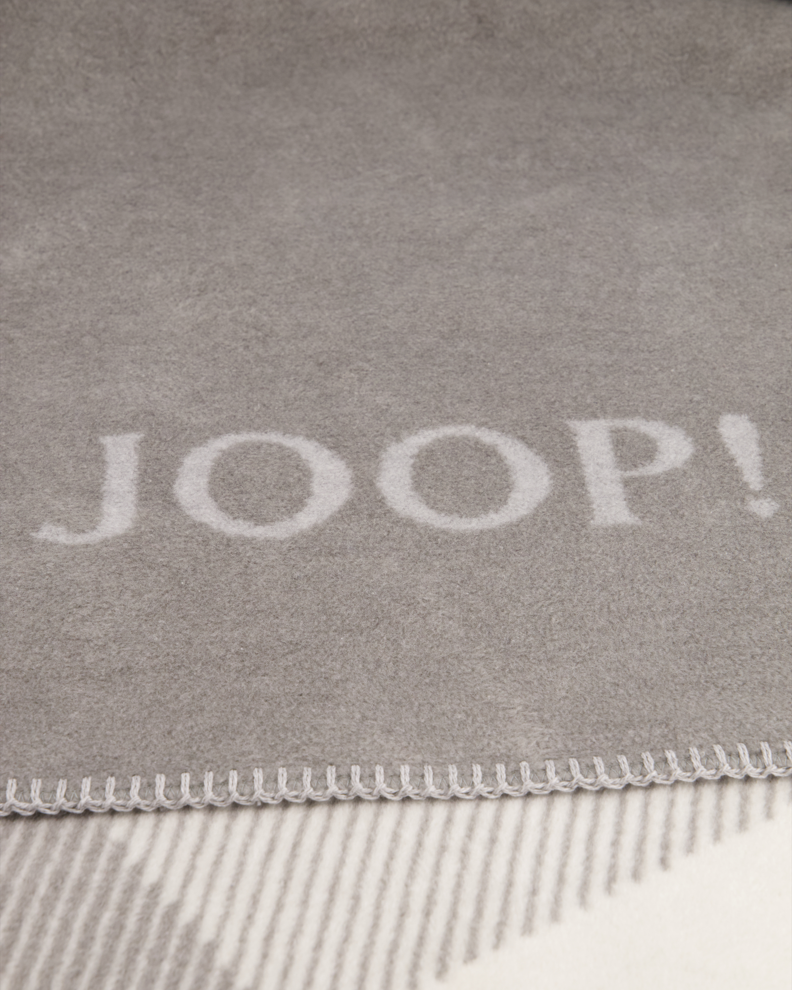JOOP! Wohndecke Checks - Größe: 150x200 cm - Farbe: Silber-Natur