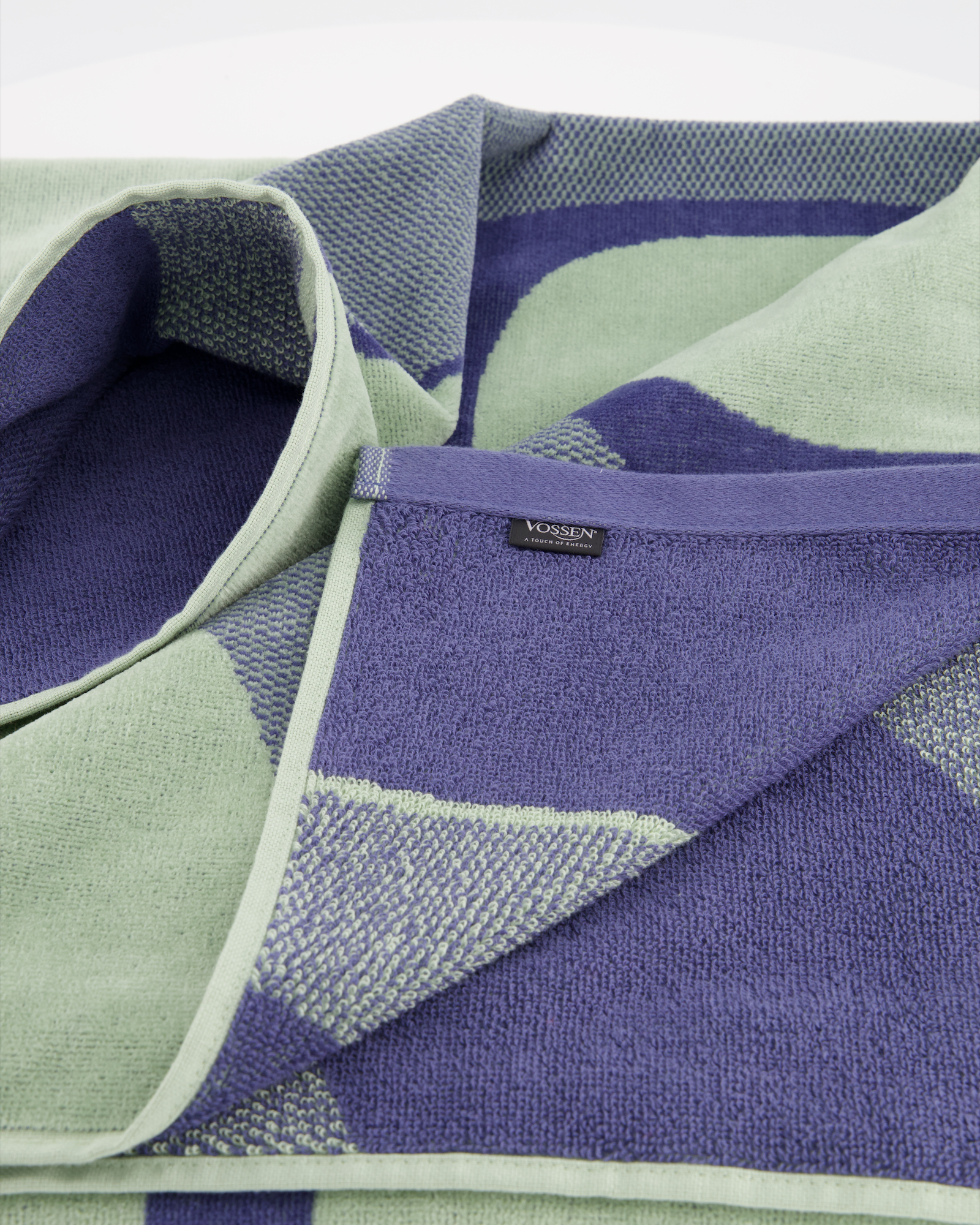 Vossen Strandtücher Shadow Play soft green - 0002 - Strandtuch 100x180 cm