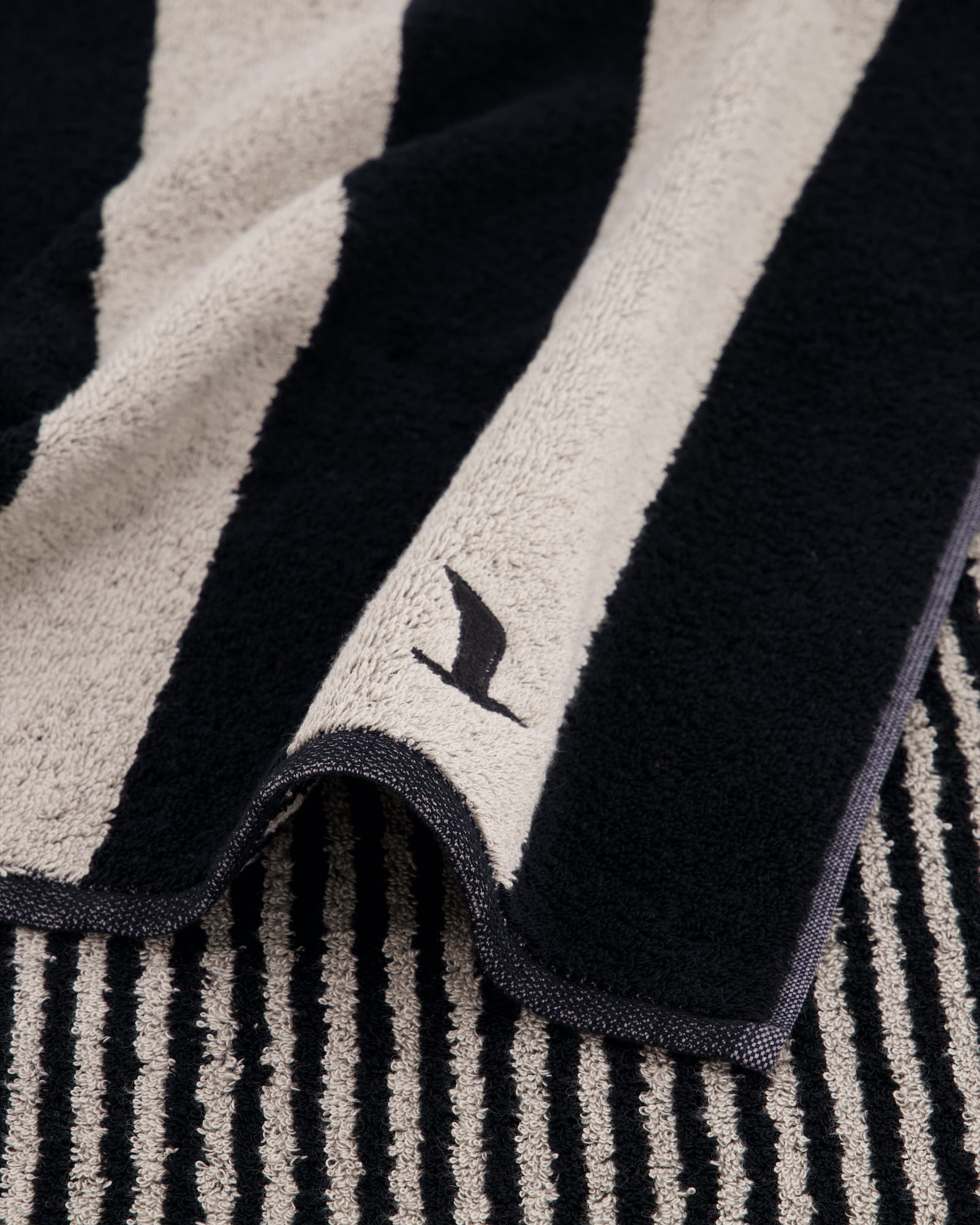 Möve Handtücher Superwuschel Blockstreifen black/cashmere - 082