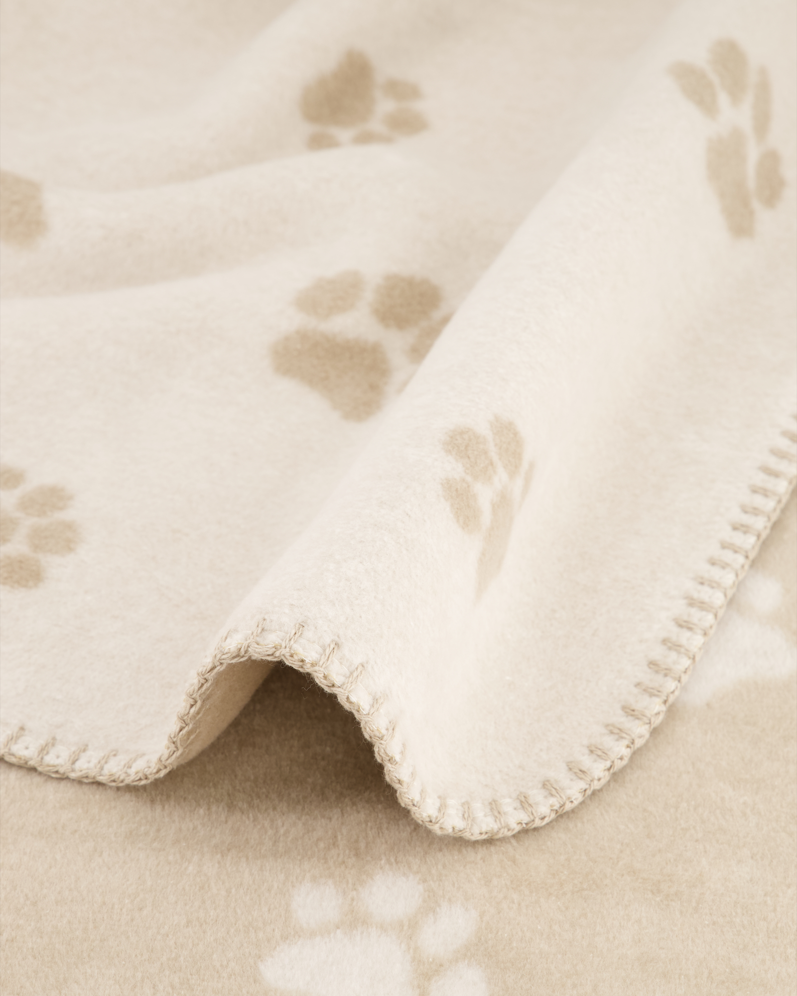 Cawö Wohndecken WE LOVE DOGS 62470 natur/beige - 33 - 150x200 cm