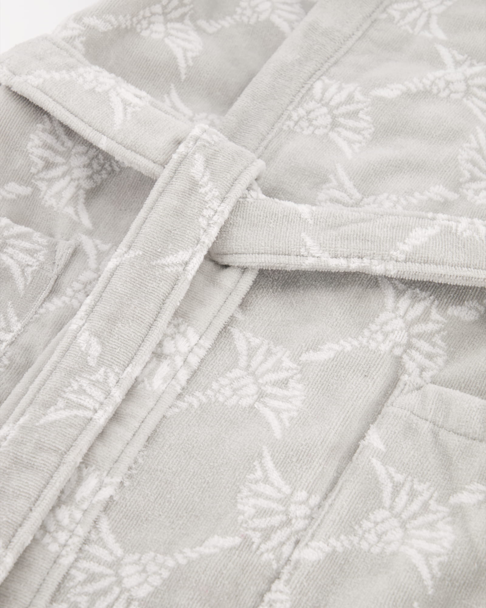JOOP! Damen Bademantel Cornflower - Schalkragen 1645 - Farbe: Silber - 76