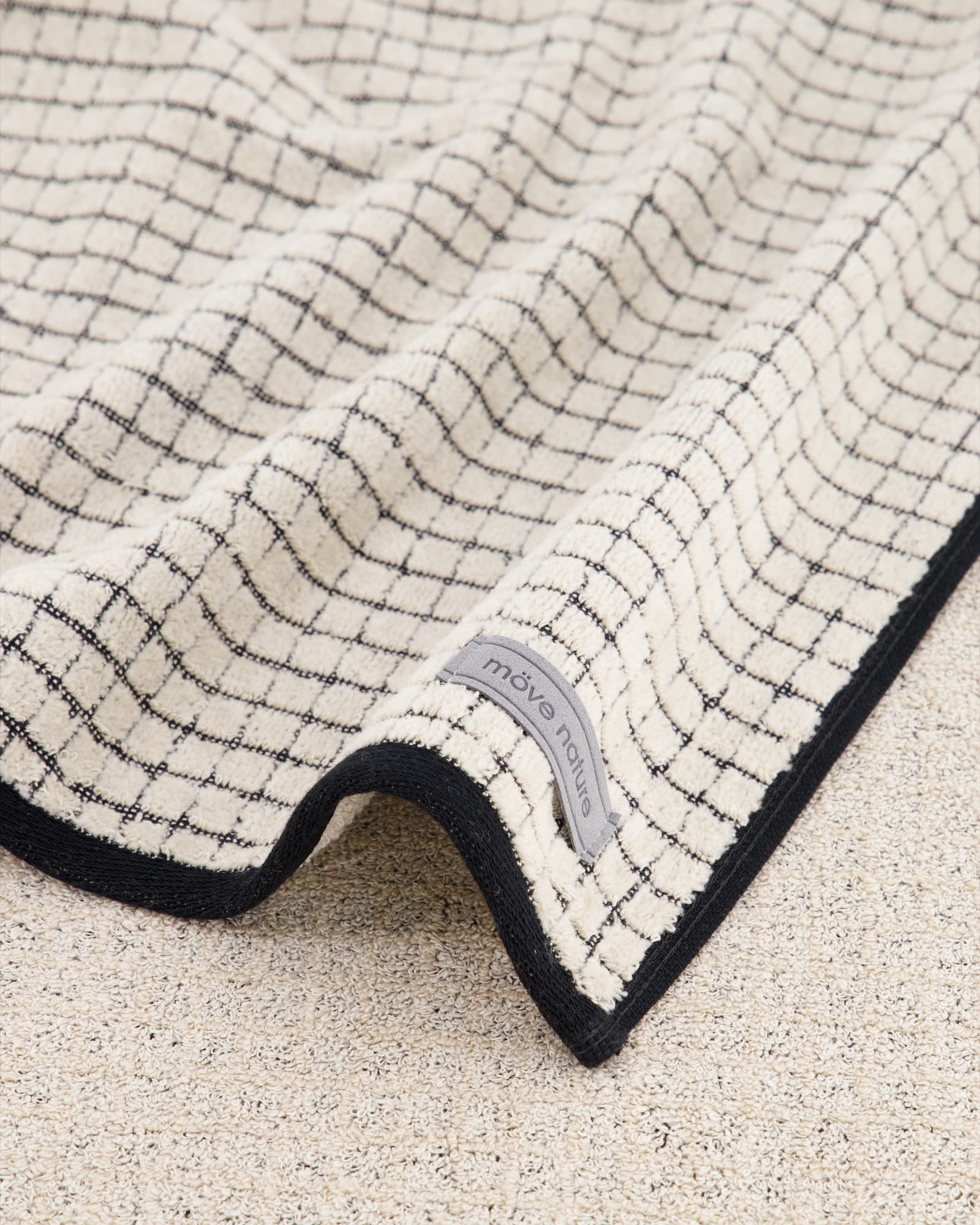 Möve - Eden - Kästchenstruktur Velours - Farbe: natur - 081 (1-0156/5021)