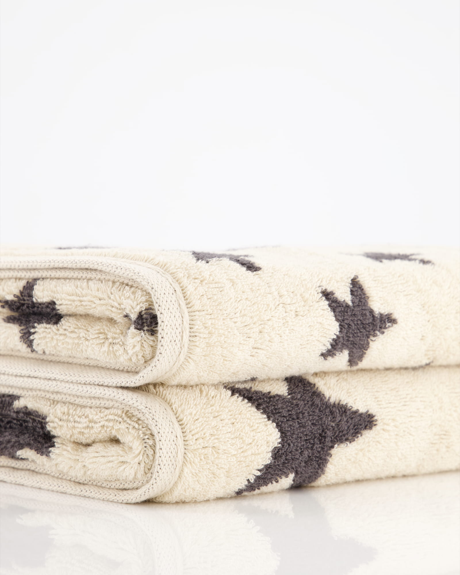 Cawö Handtücher NEW STARS Sterne klein 6261 beige/basalt - 37 - Gästetuch 30x50 cm